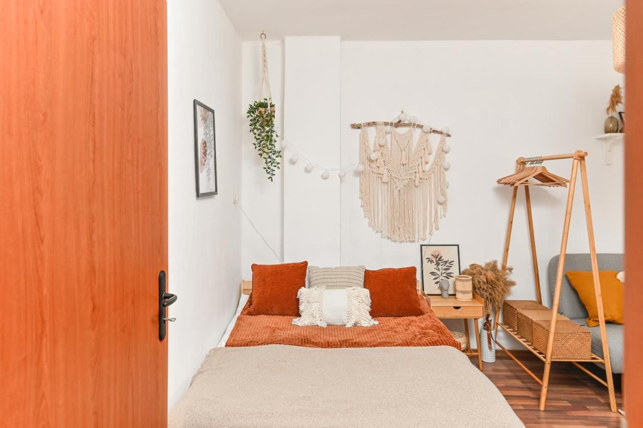 Cosy&Art 1Bd Apartment Next To Slaveykov Square 소피아 외부 사진